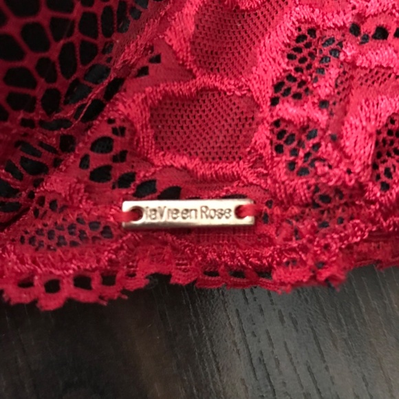 La Vie en Rose Lace Push Up Bra 36C Red Black Bow - Picture 4 of 9